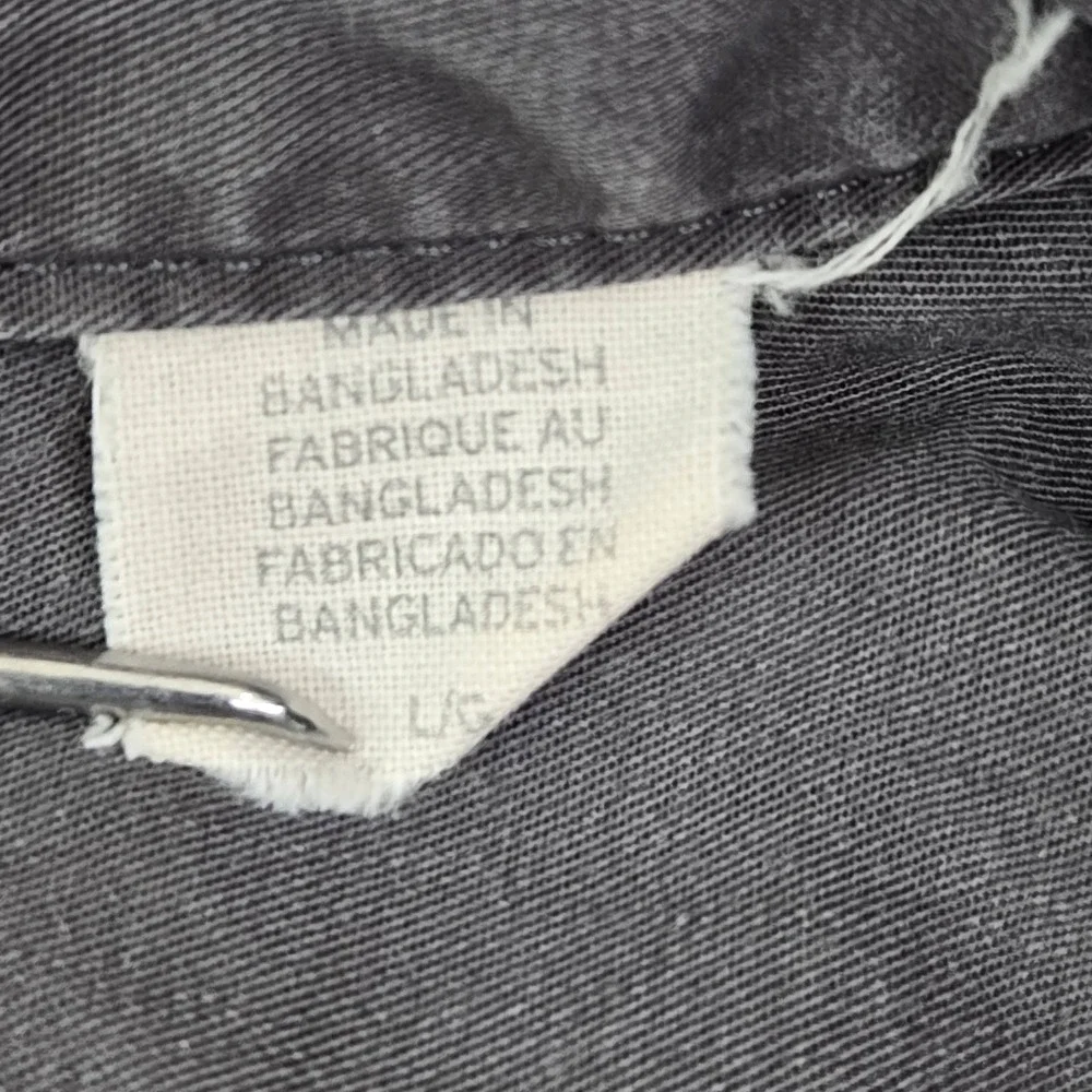 Levis *please carefully